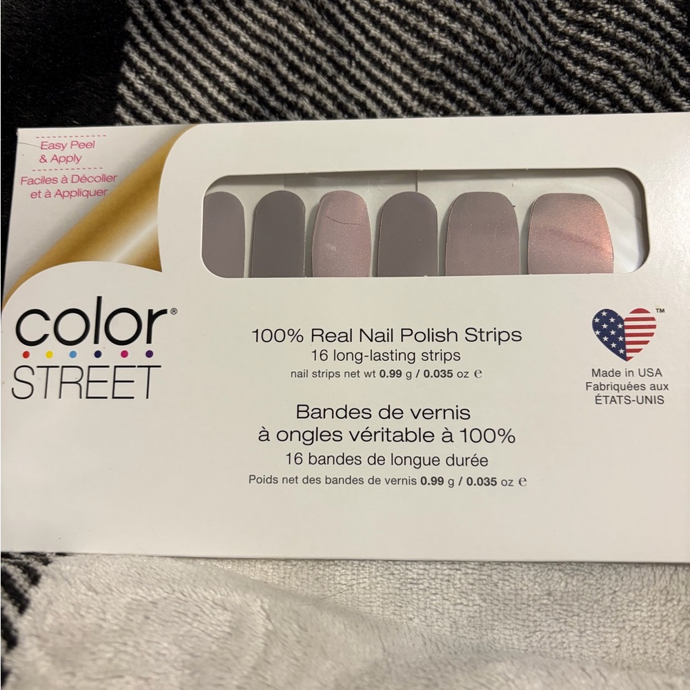 Color Street Elegant Gray iridescent Nail Strips DOVE ME NOT